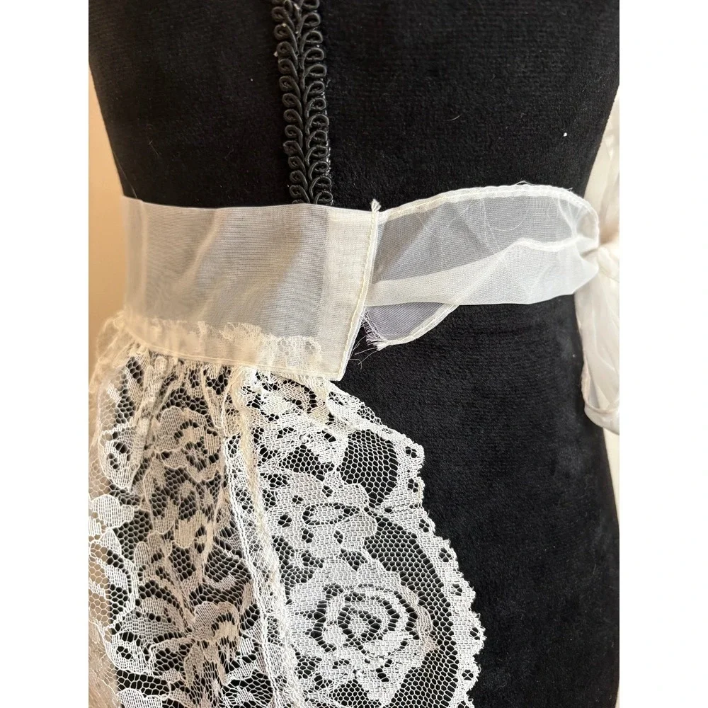 Vintage White Floral Lace Half Apron Sheer Organza Tie Waist Coquette Bow Pocket
